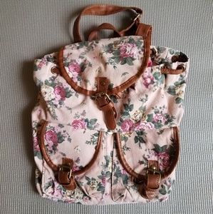 🌹Gorgeous bookbag-style bag🌹